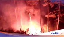 Kebakaran Hebat di Cibolerang Bandung: Api Membara, Asap Menyebar Hingga Soreang, Ratusan Warga Dievakuasi