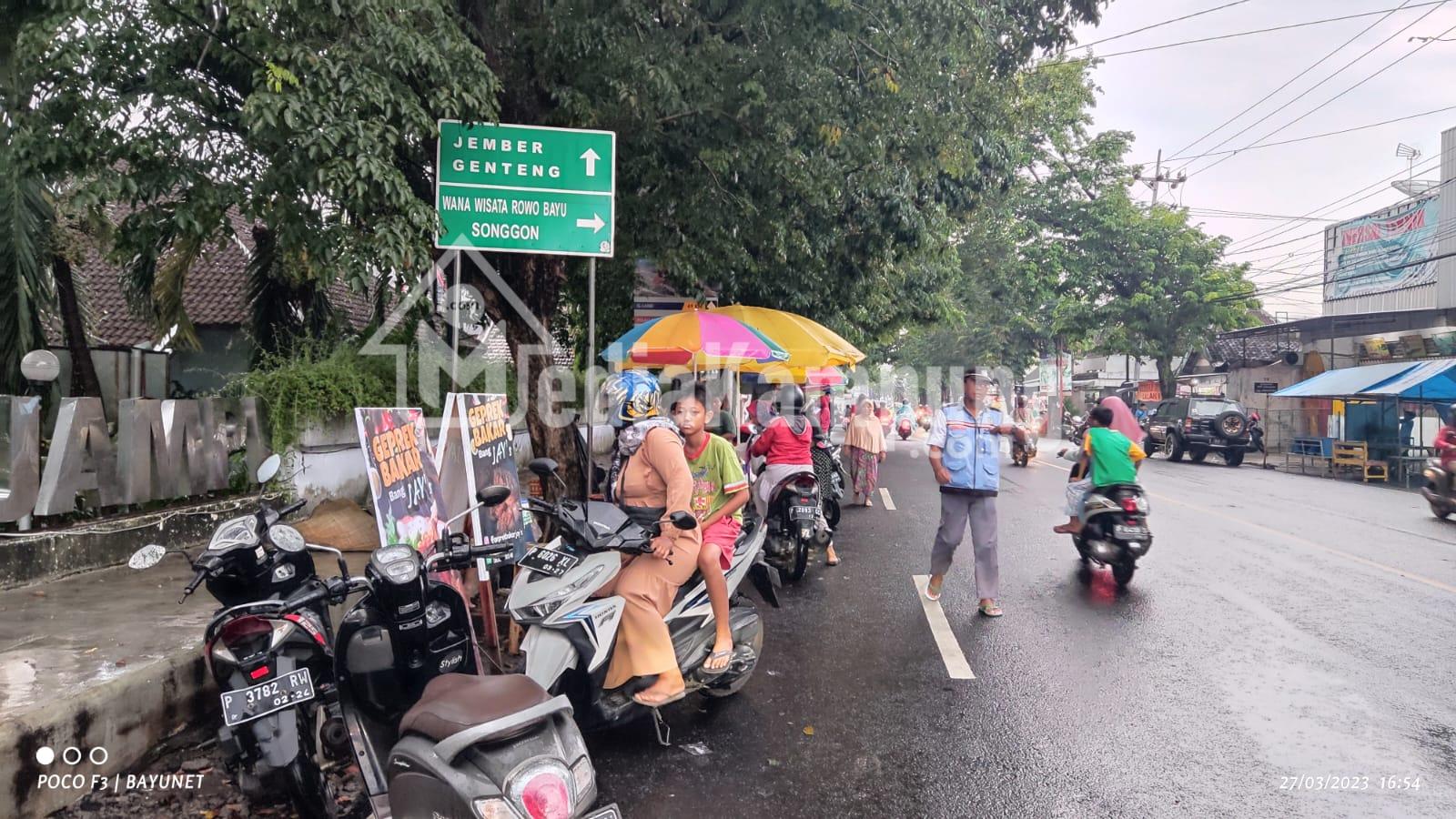 Berburu aneka takjil Ramadhan di Rogojampi