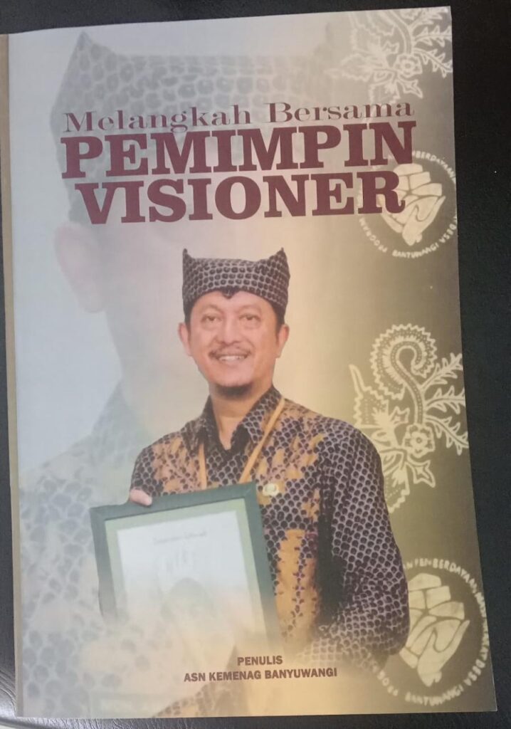 Buku Melangkah Bersama Pemimpin Visioner