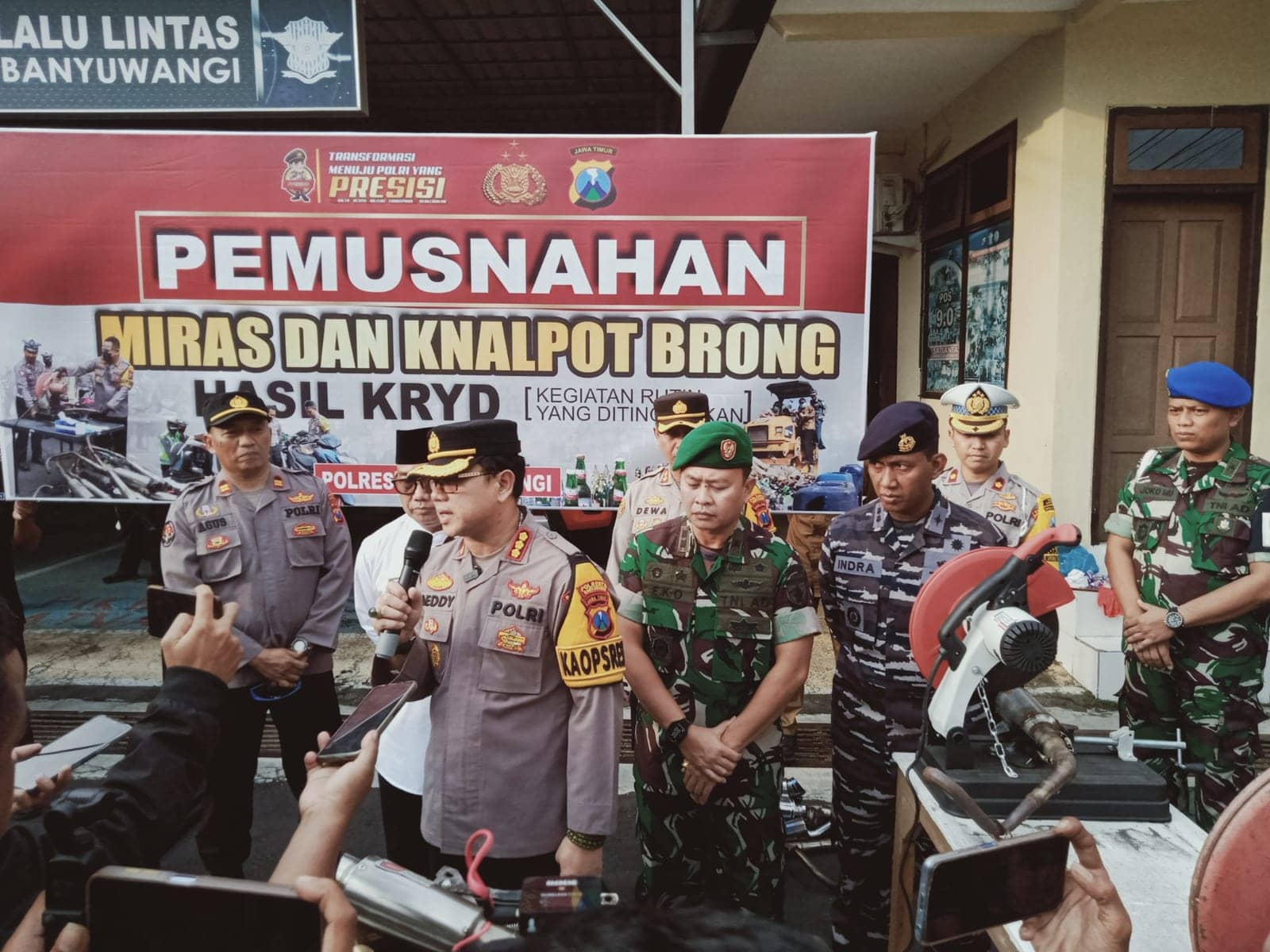 Pemusnahan kenalpot brong