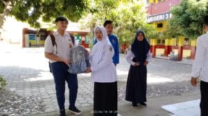 Jelang Libur Sekolah Idul Fitri 1444 H, SMPN 3 Rogojampi Adakan Baksos Pada Masyarakat Sekitar