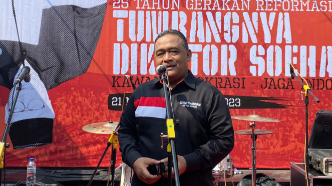 Ketua Umum Barikade 98, Benny Rhamdani