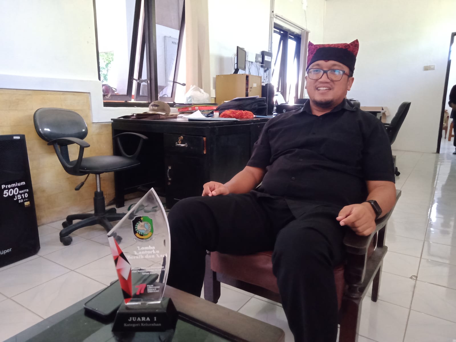 Kelurahan Bakungan Banyuwangi, Dirikan "Omah Olah Sampah" Untuk Mengurangi Pembuangan Sampah Ke TPSA Dan Bernilai Komersil lurah Bakungan