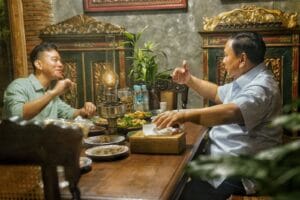 Beredar Foto: Relawan Gibran & Jokowi Dukung Prabowo Subianto Sebagai Calon Presiden 2024
