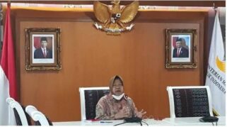 Mensos Risma Buka Ruang bagi KPK untuk Menindak Pihak Penyelewengan Bansos