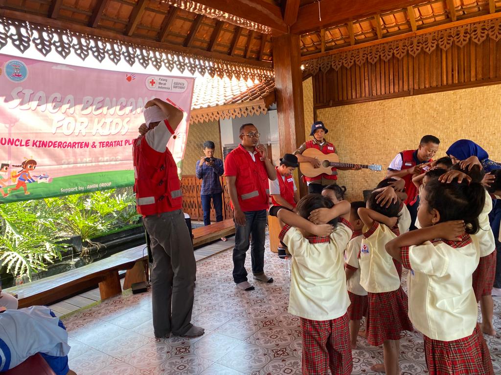 Siaga Bencana For Kids: PMI Banyuwangi & Paud TK Teratai Siapkan Generasi Siaga Bencana Sejak Dini