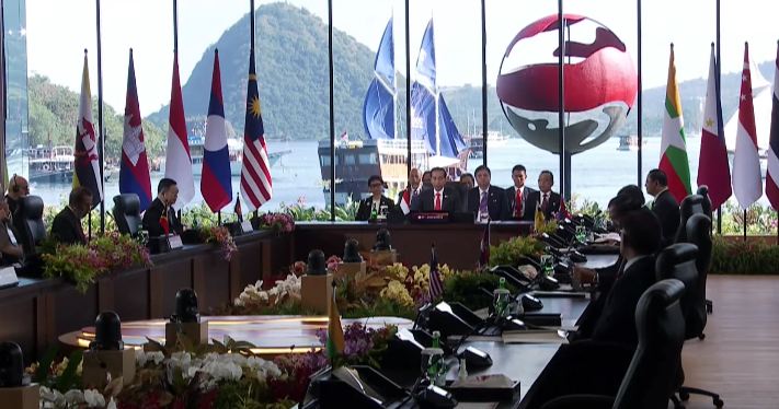 Pembukaan KTT ASEAN Ke 42