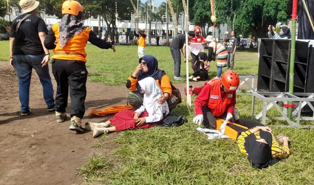 simulasi relawan pmi jember