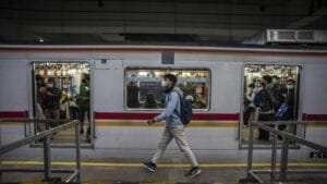 Peringatan PT KAI kepada penumpang