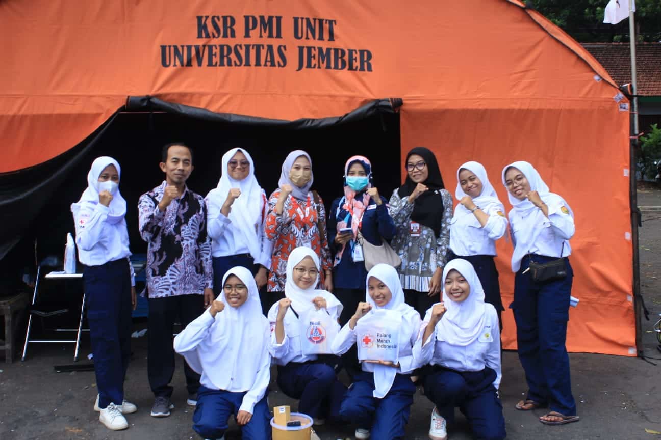 Banjir Doorprize, Donor Darah Sukarela KSR PMI Unit Universitas Jember Kegiatan donor darah PMI di Unej Jember