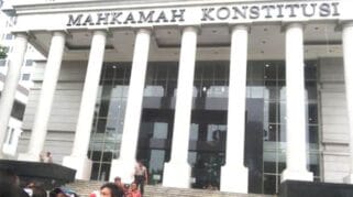 Mahkamah Konstitusi Tolak Permohonan Uji Materi Sistem Pemilihan Umum Proporsional Terbuka: Keputusan Mengejutkan!