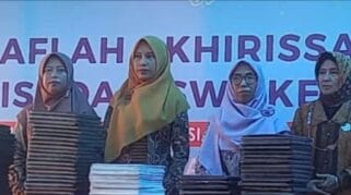Acara Haflah Akhirussanah Yayasan Darun Najah, Meriahnya Perayaan Lulusan dengan Khidmat dan Haru di Banyuwangi