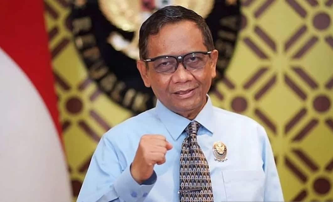 Apa Kata Mahfud MD Perihal Maraknya Pinjol Ilegal Mahfud md, terkati pinjol ilegal