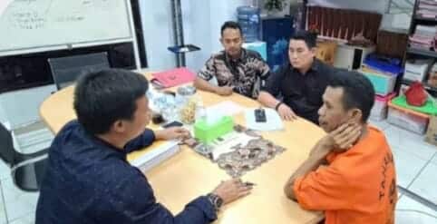 Mantan kepala desa lontar korupsi