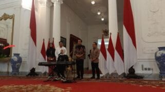Inilah Momen Tak Terlupakan! Putri Ariani Memukau Jokowi dengan Lagu Loneliness yang Menggetarkan Hati