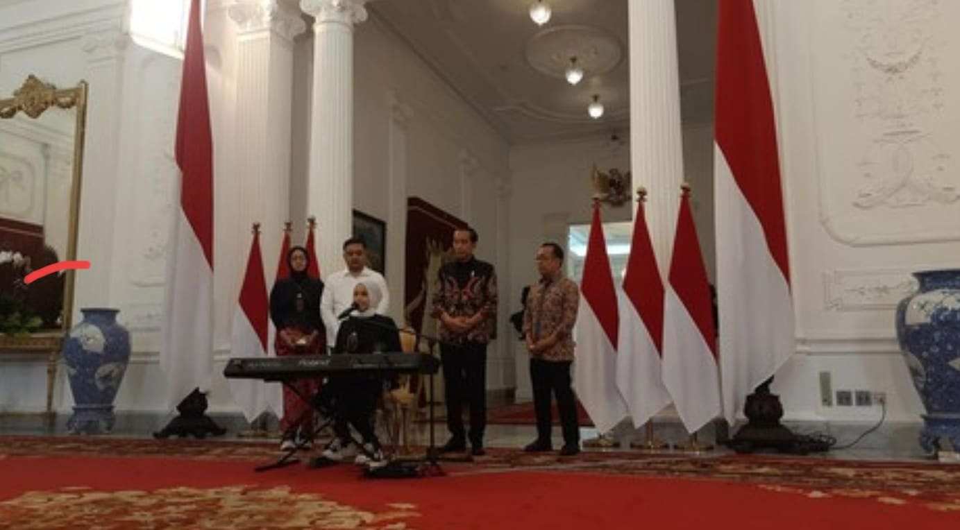 Inilah Momen Tak Terlupakan! Putri Ariani Memukau Jokowi dengan Lagu Loneliness yang Menggetarkan Hati