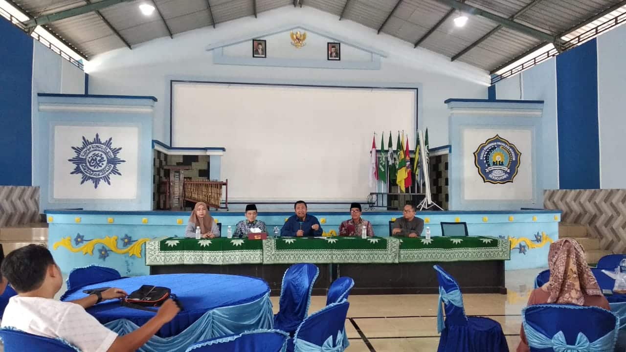 Pimpinan Pusat Muhammadiyah Mencanangkan Inovasi dan Sinergi dalam Pengajian Ahad Pagi di SMK Muhammadiyah 6 Rogojampi