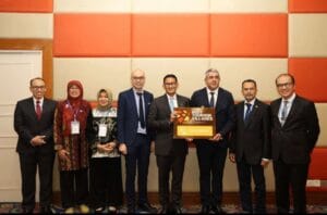 Menteri Pariwisata dan UNWTO Diskusikan Investasi Pariwisata dan Pengembangan Desa Wisata: Langkah Menuju Pariwisata Berkualitas di Indonesia