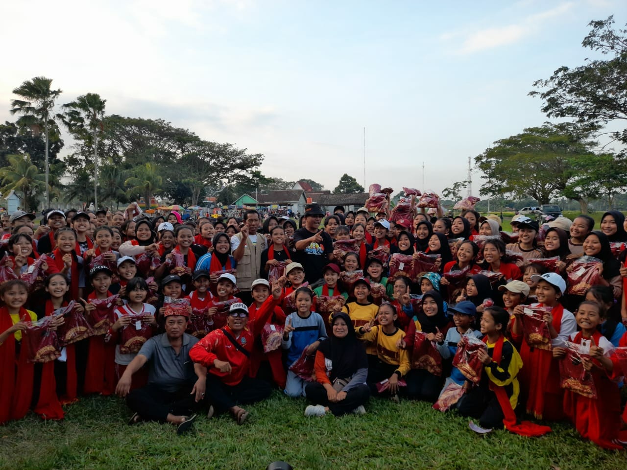 Ratusan Siswi Ikut Seleksi Penari, Dalam Rangka B-Fest Gandrung Sewu 2023