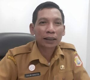 Jalan Penghubung Sebagai Akses Utama Masyarakat Desa Dengkol Ke Desa Pakis Telah Selesai Dibangun, Namun Belum Sempurna