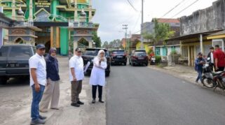 Bupati Banyuwangi Tinjau Progres Perbaikan Jalan Cluring - Cemetuk untuk Peningkatan Mobilitas dan Konektivitas
