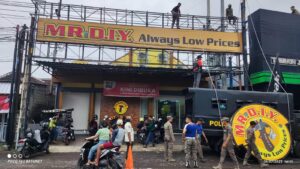 Penertiban Baliho di Rogojampi