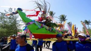 Petik Laut Lampon Banyuwangi