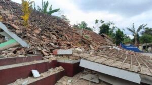 dampak gempa bantul