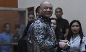 Sidang kode etik Teddy Minahasa ditolak