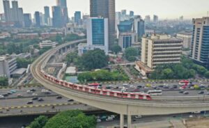 Proyek LRT Jabodetabek Menghadapi Kendala Teknis yang Merugikan Masyarakat