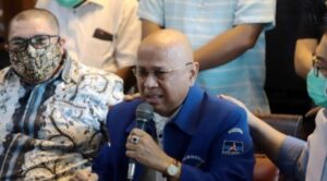 inisiator Kongres Luar Biasa