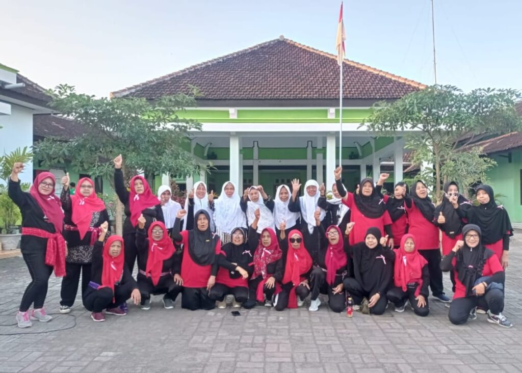 Lingkar Muda Labanasem gelar lomba senam lansia