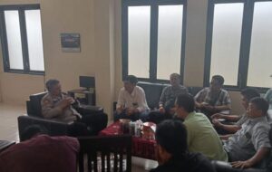 Menuduh FRB Sebagai Penyebab Perkelahian