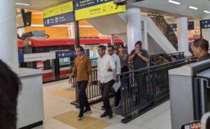 Presiden Joko Widodo kembali jajal LRT