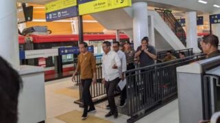 Presiden Joko Widodo kembali jajal LRT