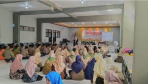 KLL FEAT PASHMINA GOES TO SCHOOL