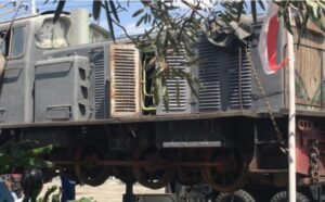 Monumen Lokomotif D301 13 Menghiasi Jalan Panglima Besar Sudirman di Jember