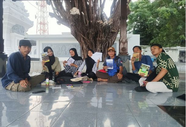 Bahas Ilmiah Oemah Sinau Mengangkat Isu Polusi Lingkungan di Banyuwangi