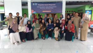 Politeknik Negeri Banyuwangi Berdayakan UMKM Desa Labanasem melalui Digital Marketing