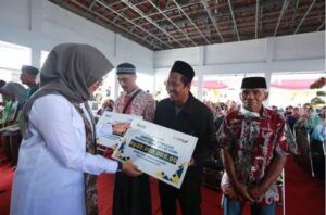 Renovasi 1.300 Rumah Tak Layak Huni Melalui Program Gotong Royong