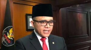 Menteri PANRB Tunda Penghapusan Tenaga Honorer