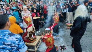 ritual meras Gandrung yang syarat makna dan tradisi