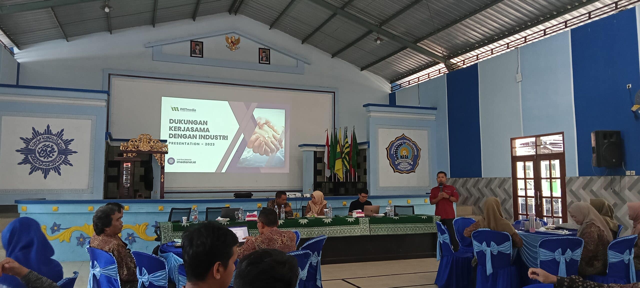 Ciptakan Lulusan Siap Kerja, SMK Muhammadiyah 6 Rogojampi Adakan Workshop Dukungan Kerjasama Dengan INETMedia Workshop Dukungan Kerjasama Dengan Industri