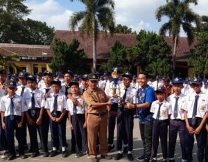 Tim Sepak Bola SMPN 2 Rogojampi Meraih Juara IV di Liga Pelajar Indonesia