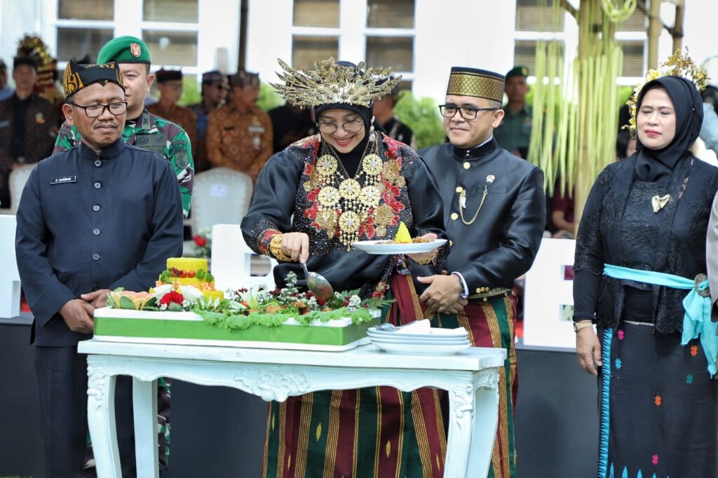 Menteri PANRB Hadiri Perayaan Hari Jadi Kabupaten Banyuwangi ke-252