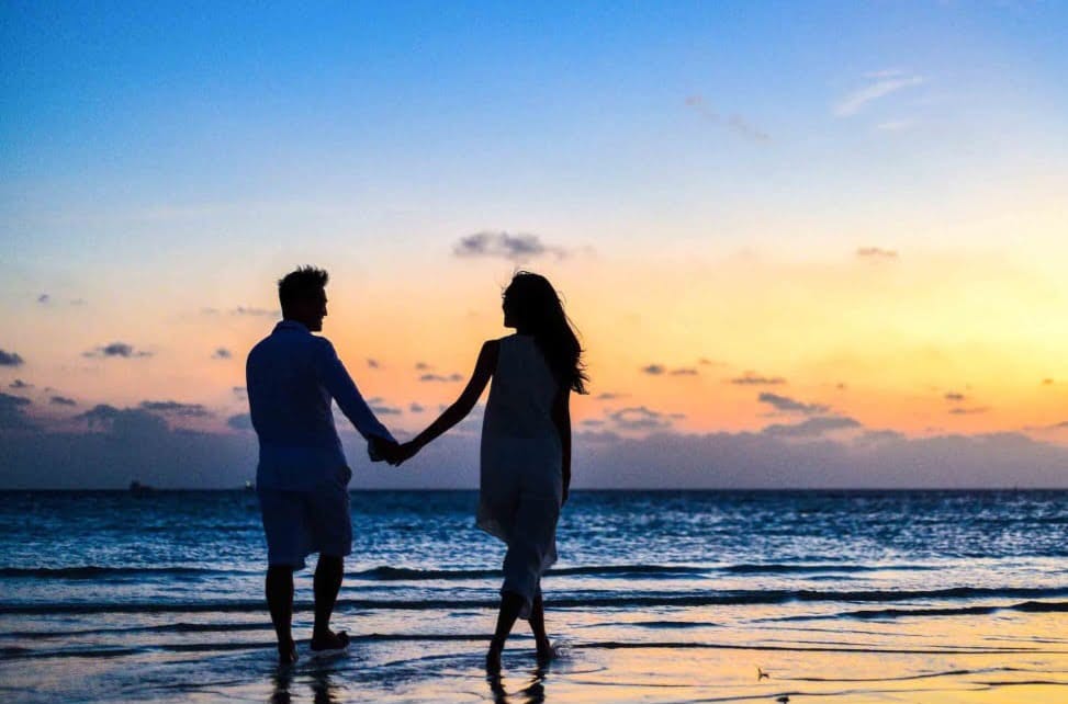 5 Cara Menjaga Hubungan LDR Supaya Langgeng