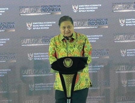 Airlangga Hartarto Beberkan Rahasia Rapat Kabinet Jokowi: Program Bantuan Baru untuk 18 Juta Warga! Airlangga Hartarto Beberkan Rahasia Rapat Kabinet Jokowi: Program Bantuan Baru untuk 18 Juta Warga!