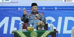 Foto: Abdul Mu'ti di SMAMDA Sidoarjo