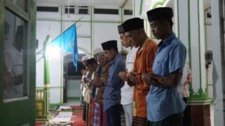 "Perayaan Puasa di Wakal, Maluku Tengah Dimulai oleh Penduduk Sejak Hari Ini, 1 Ramadhan 1445 H"