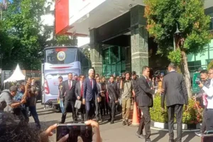 Jelang Sidang Sengketa Pilpres, Ganjar dan Mahfud Desak MK Berlaku Adil dan Imparsial